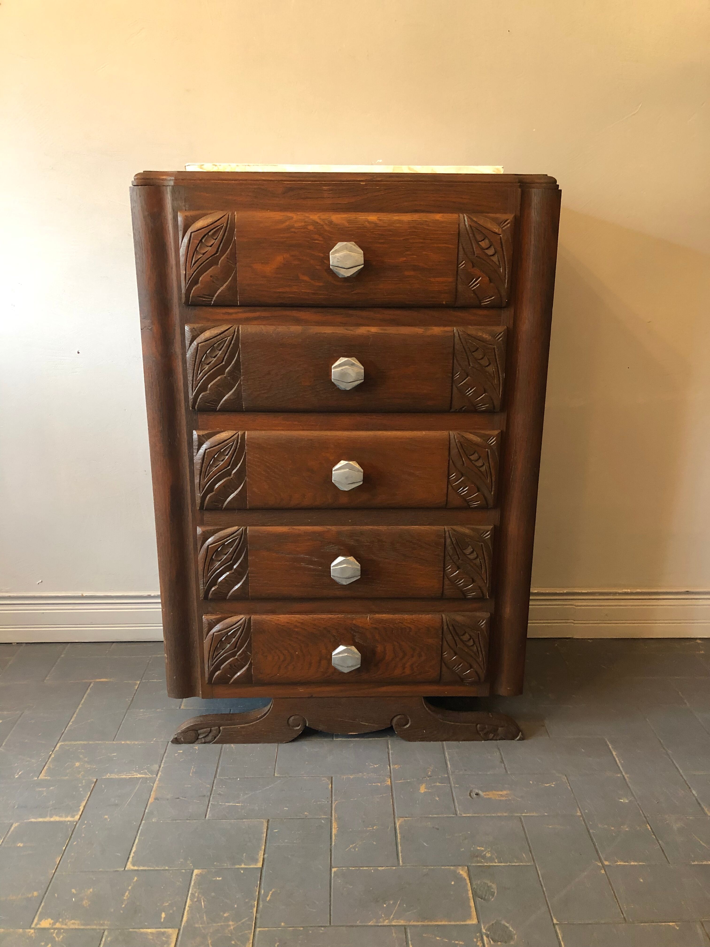 Art Deco rag chest of drawers