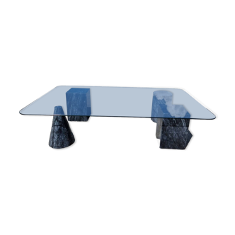 Vintage sculptural coffee table in marble and glass from the 80s