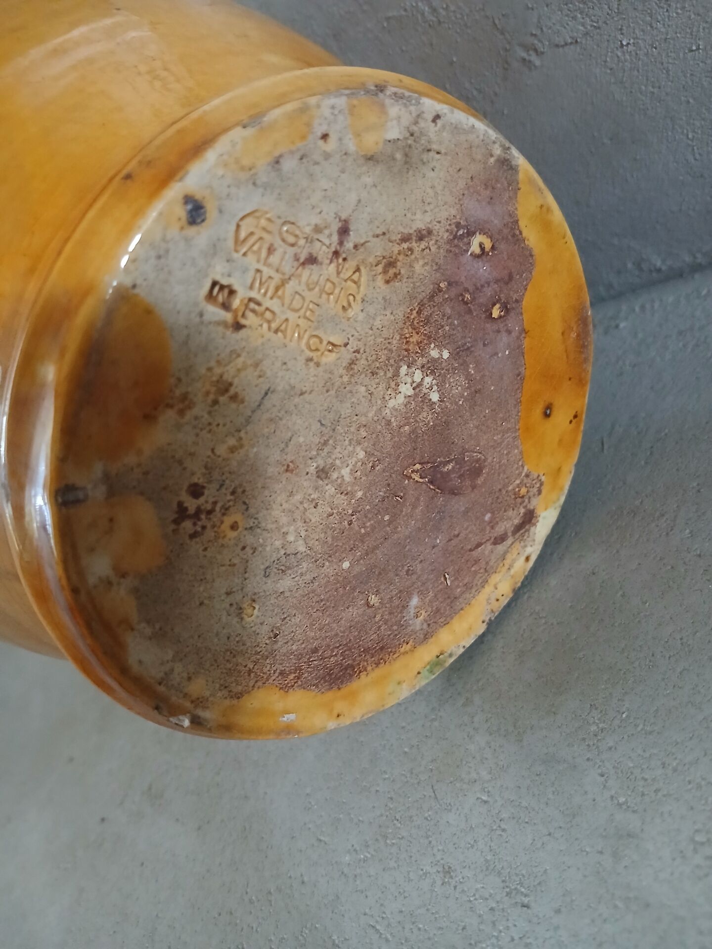 Old Provençal jug from Vallauris