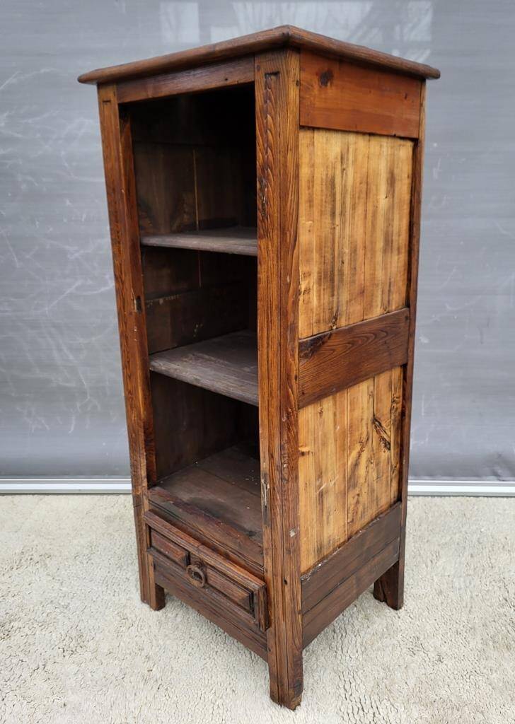 Small country unit with 3 shelves 19th century "in its own juice"