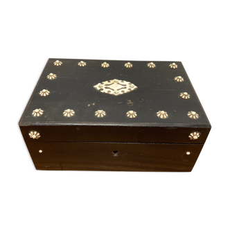 Vintage jewelry box