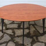 Industrial-style oval table D.Pro
