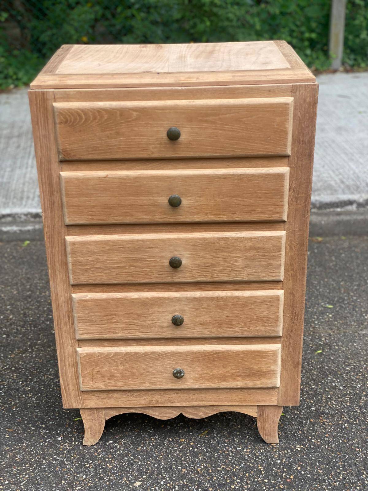 Renovated Art Deco chest of drawers in oak from 1950.