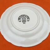 Plate " rebus " Faience of Gien Keep you as long as you live judging people ...