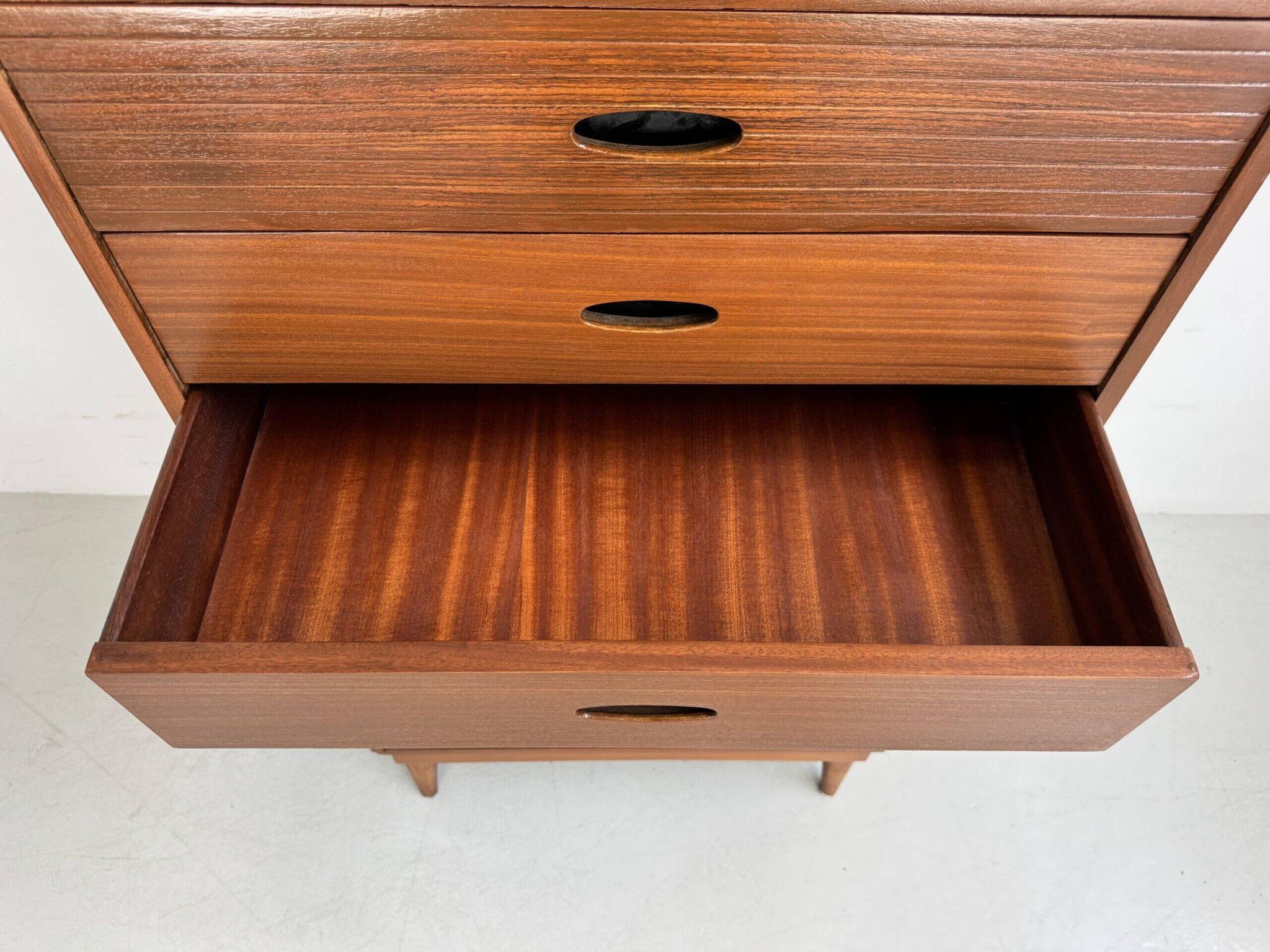 Commode vintage Austinsuite.