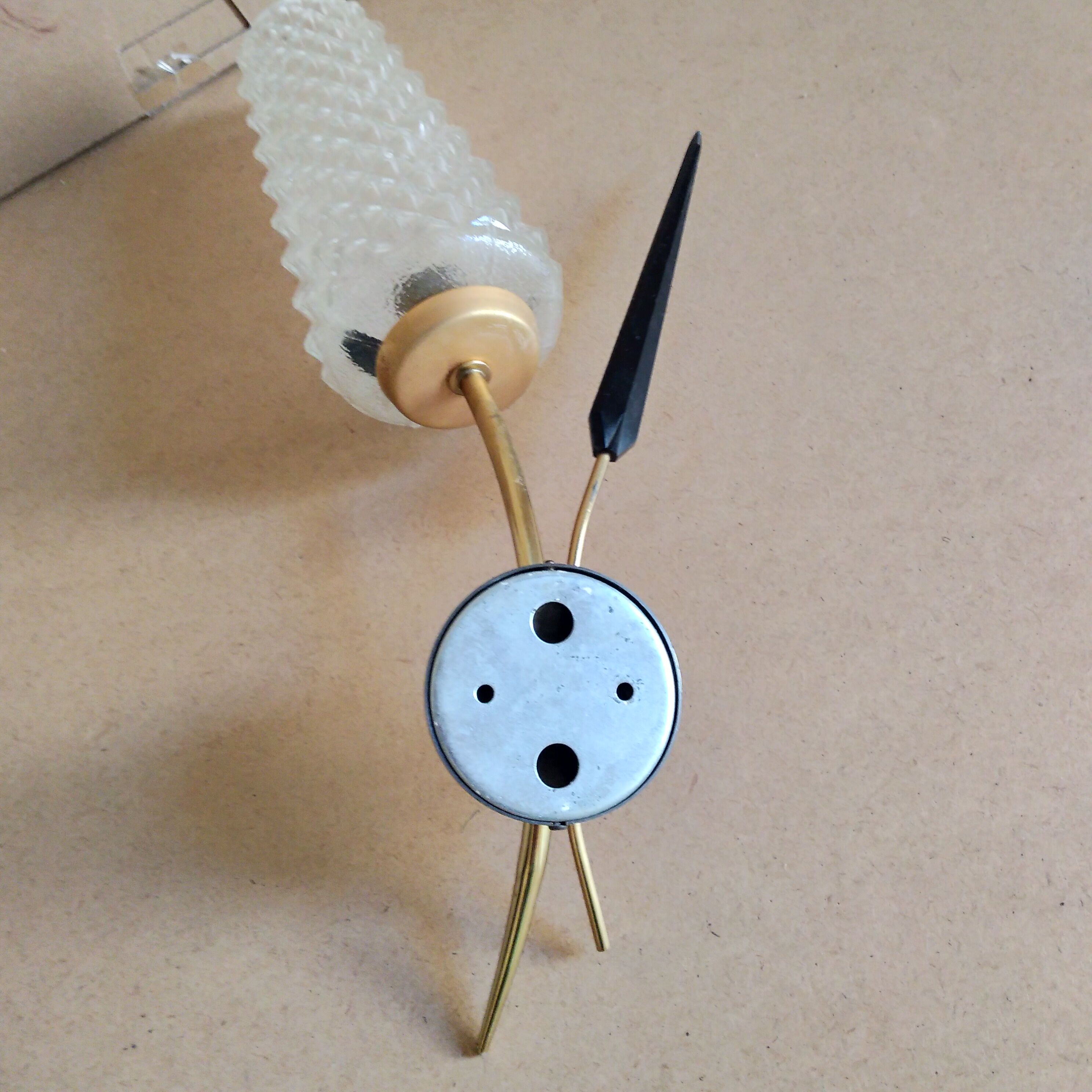 Apply black arrow 1950