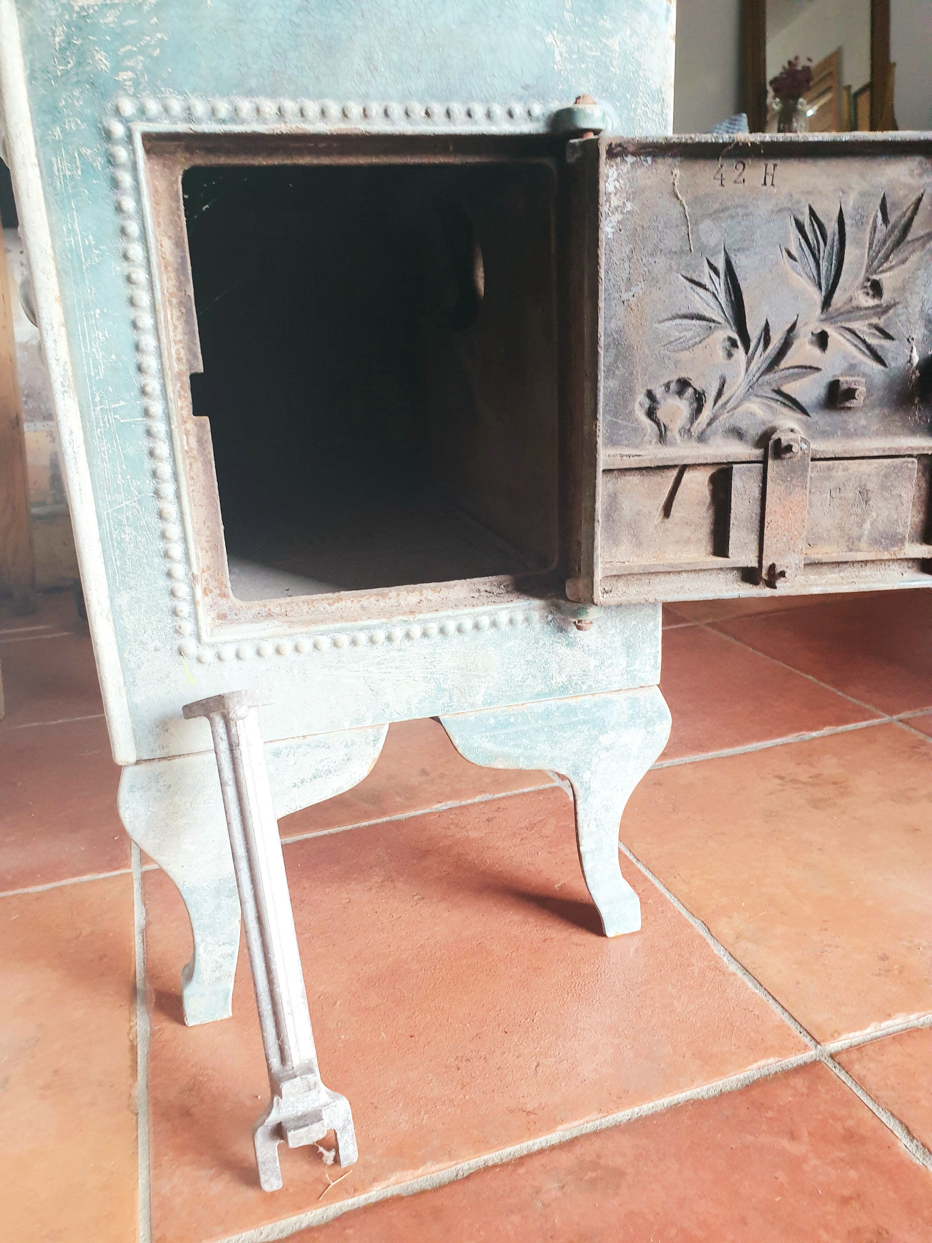 Old Mirus cast iron stove