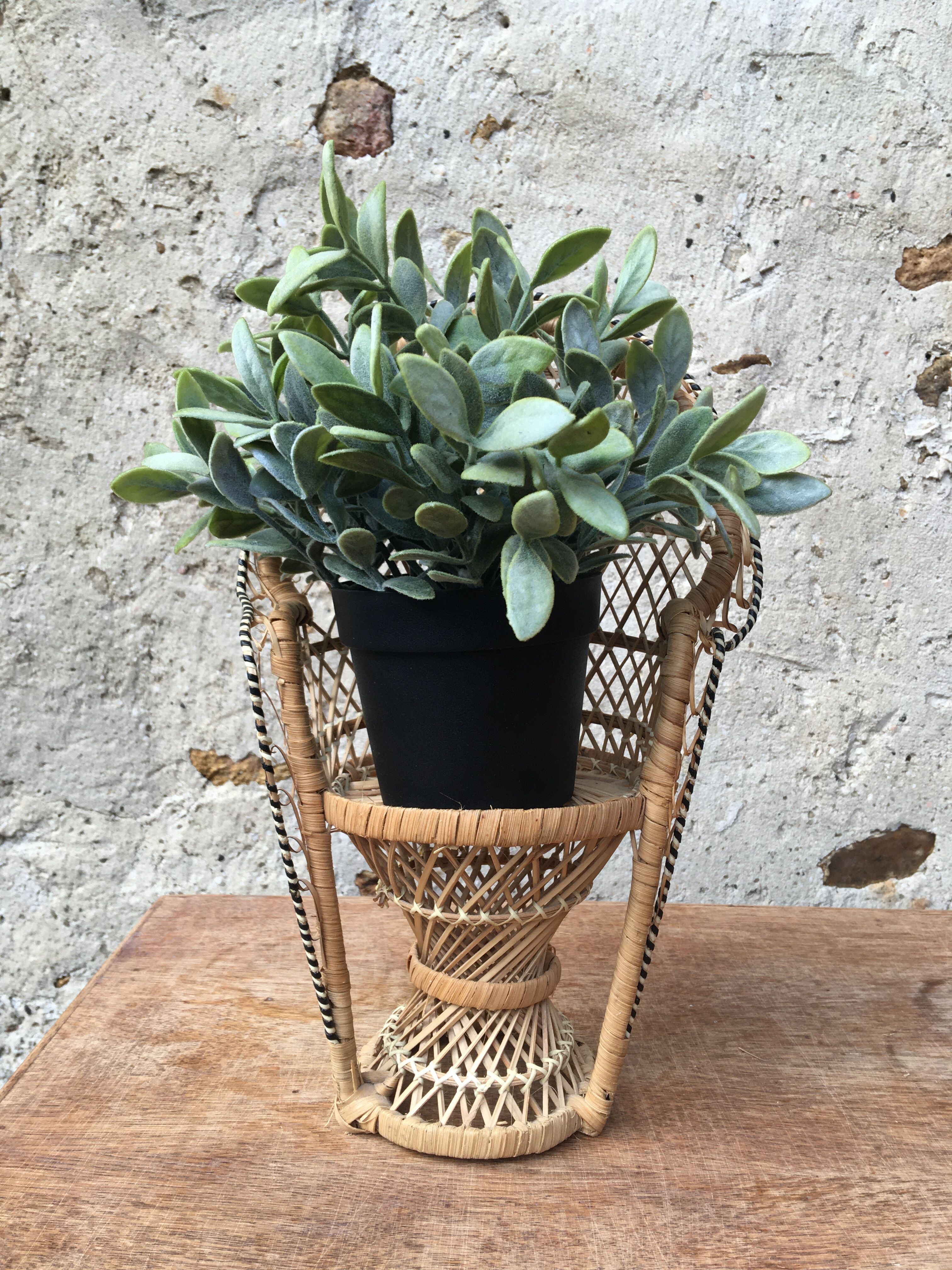 Fauteuil Emmanuelle miniature en rotin