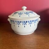 Dish - vegetable dish / soup tureen