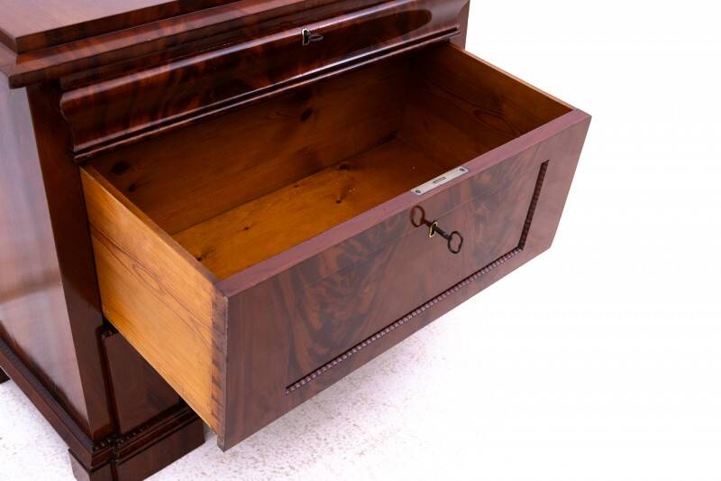 Biedermeier chest of drawers from circa 1840