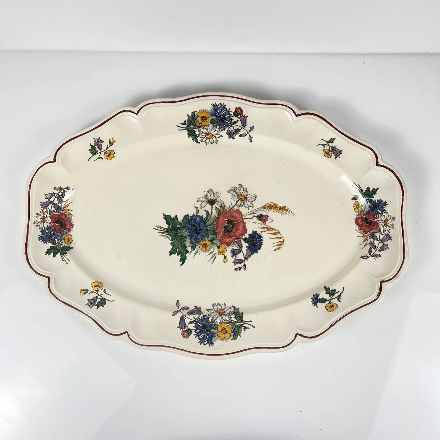 Large "Agreste" dish from Sarreguemines, early 20th century.