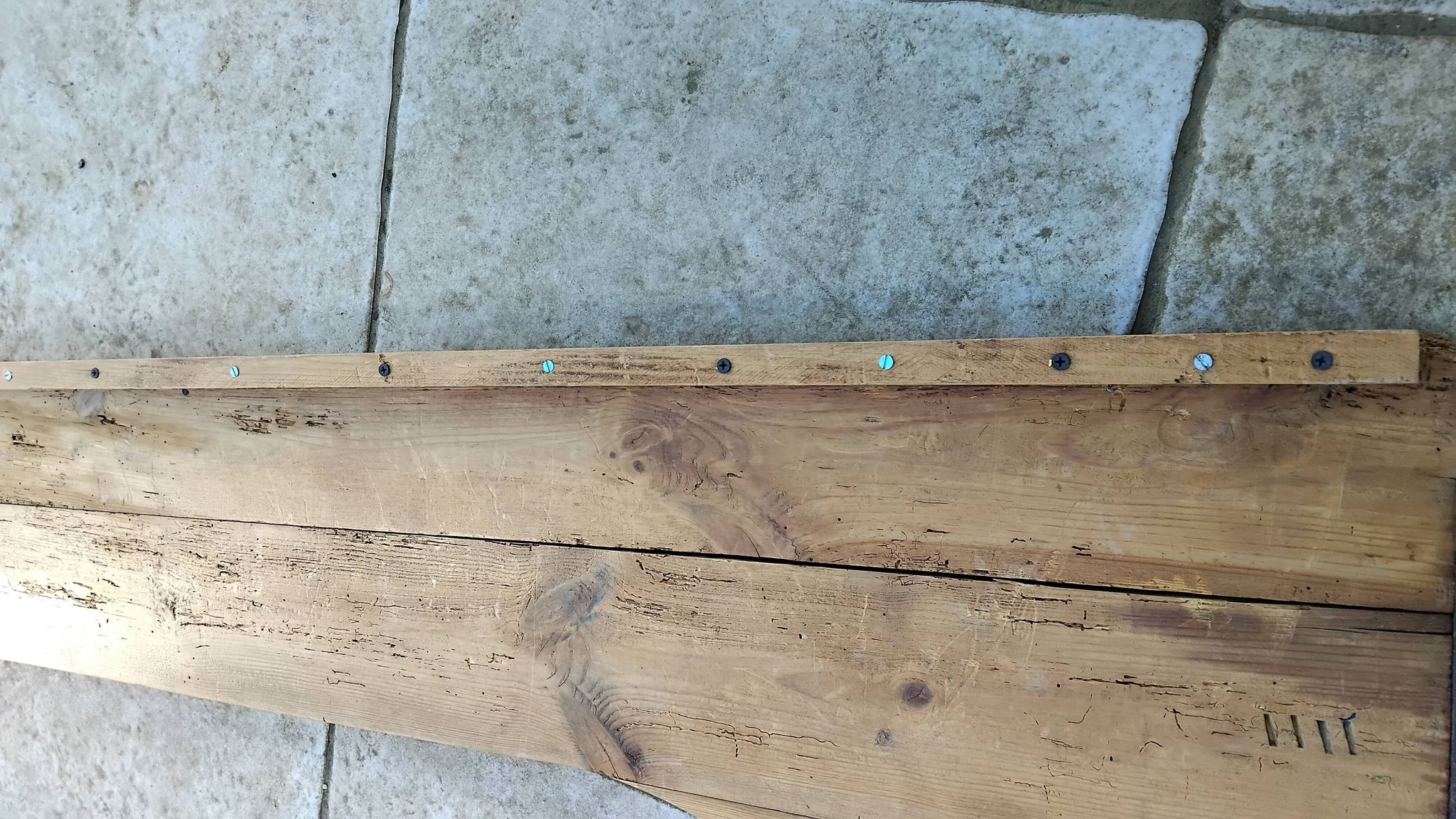 Vintage pine bed chalet style Chamonix for one person.