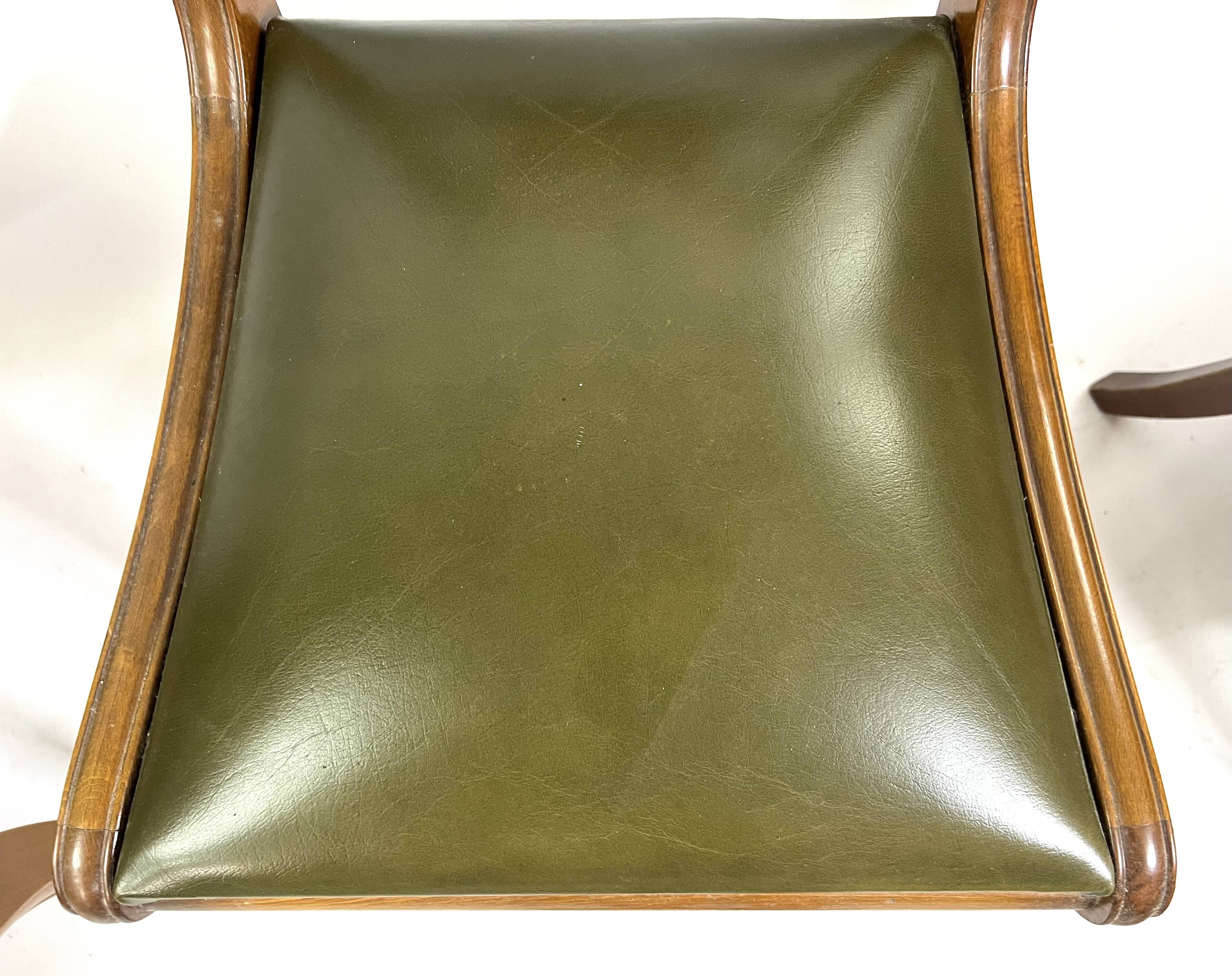 Paire de chaises vintage en bois courbé – design 20e siècle