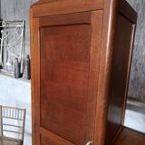 Asymmetrical wardrobe