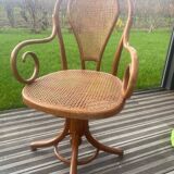 Barber chair