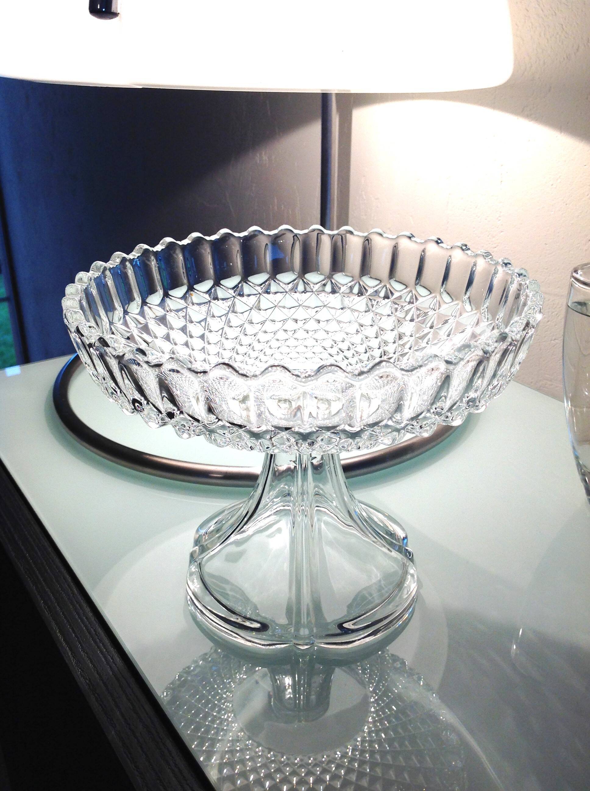 Chiseled glass footed cup / vintage 60s-70s