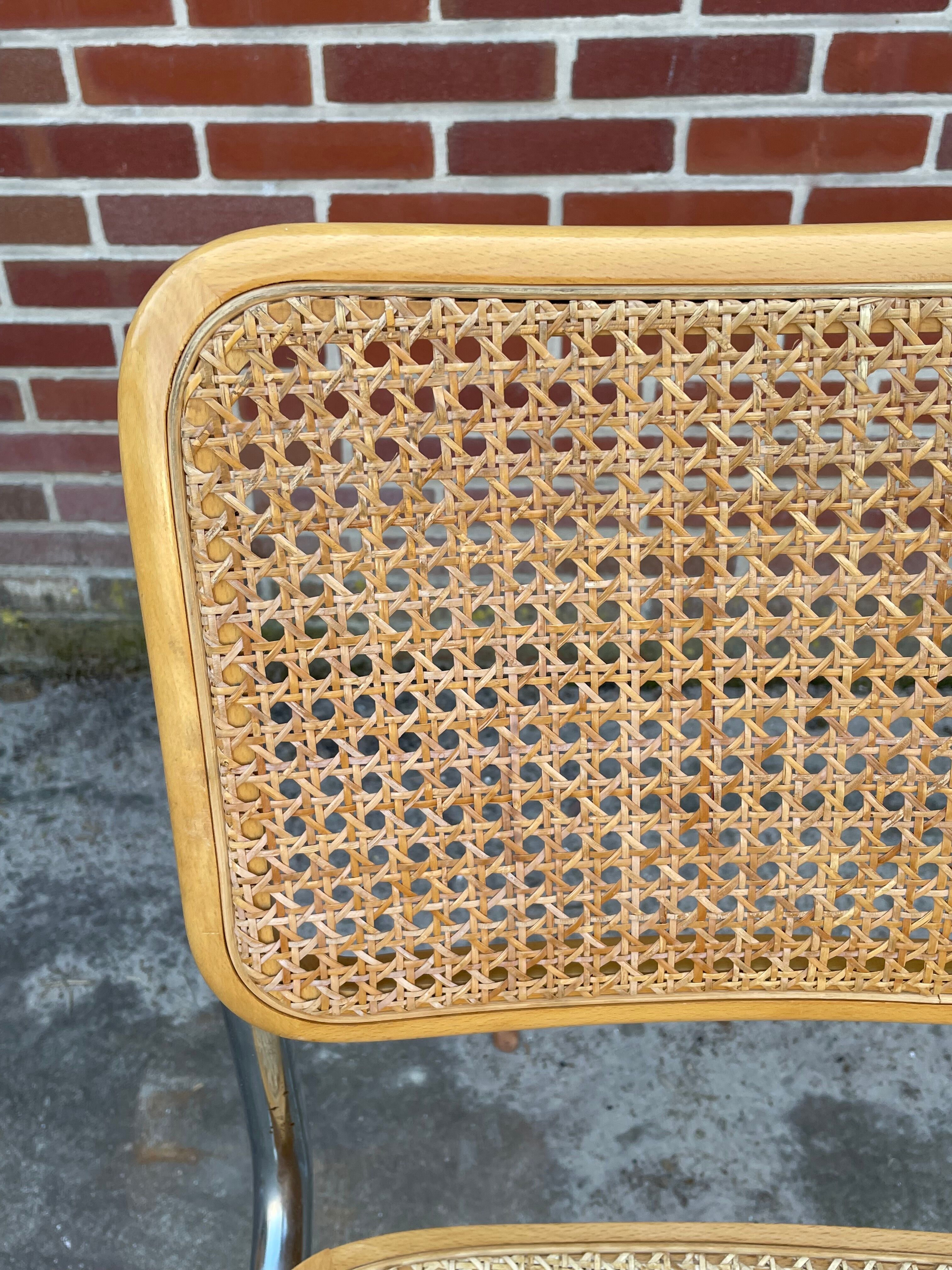 Lot de  4 chaises modèle Cesca B32