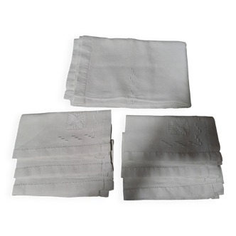 Old white linen tablecloth six day napkins and embroidery 140 X 180 cm