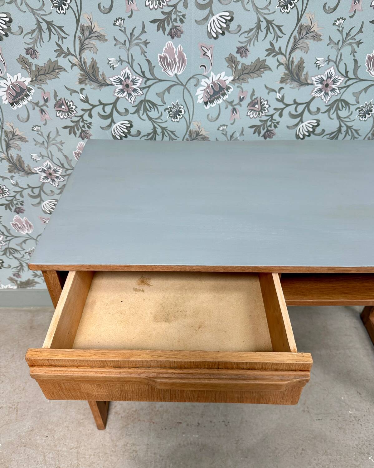 Oak desk from the 70s (renovated)