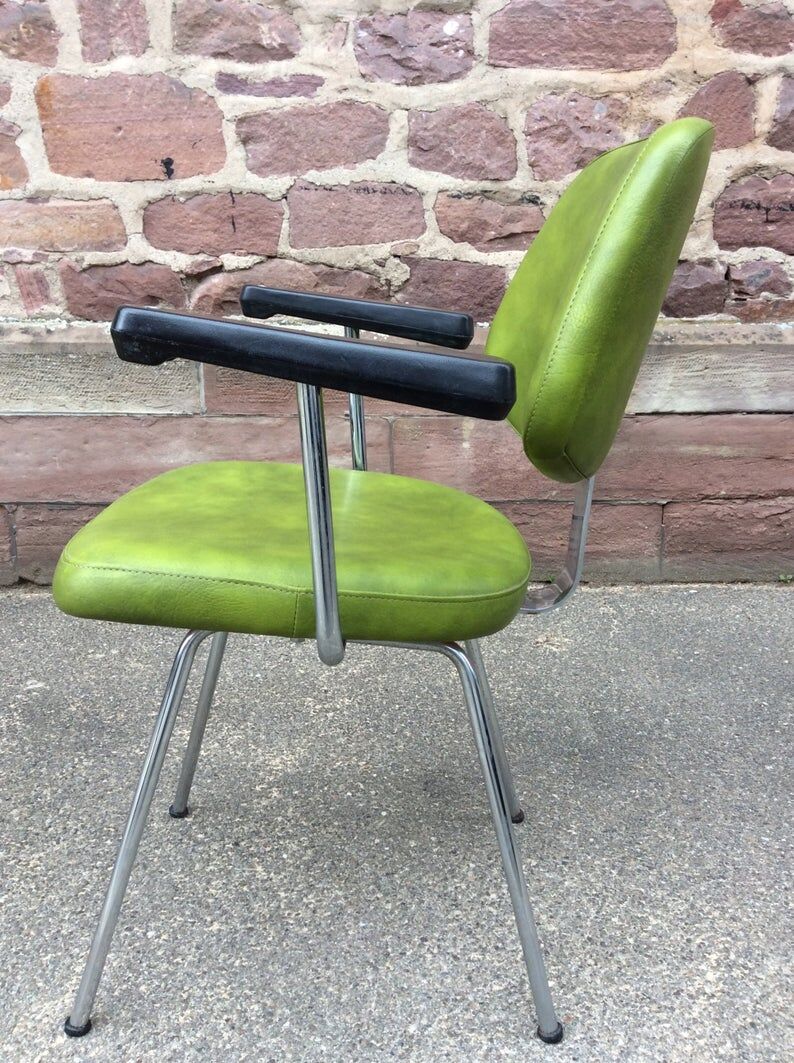 Pair of vintage mid-century 1960 chairs