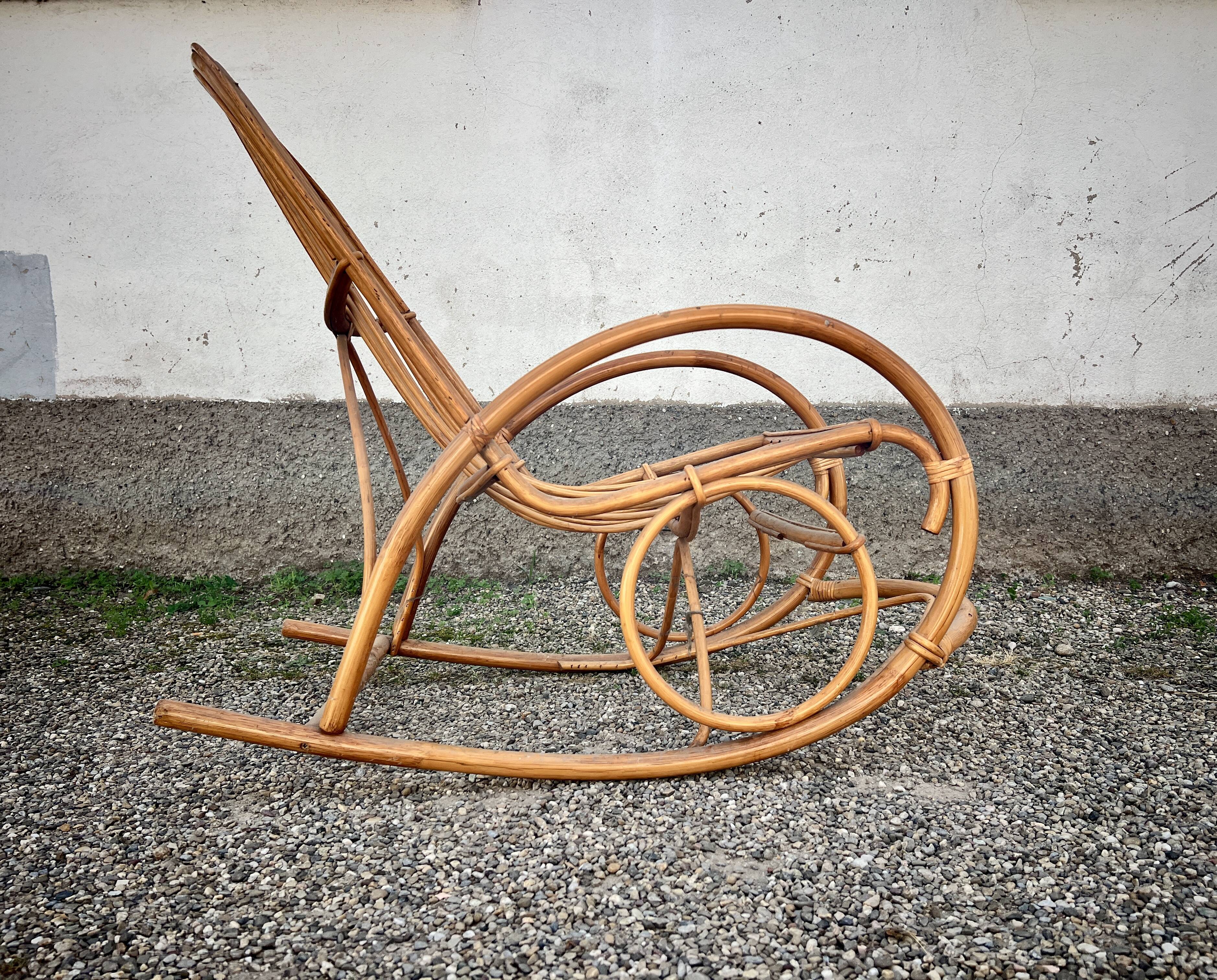 Adult rattan rocking chair – very good condition