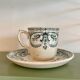 Tasse ancienne en terre de fer modèle guirlande de au planteur de caïffa