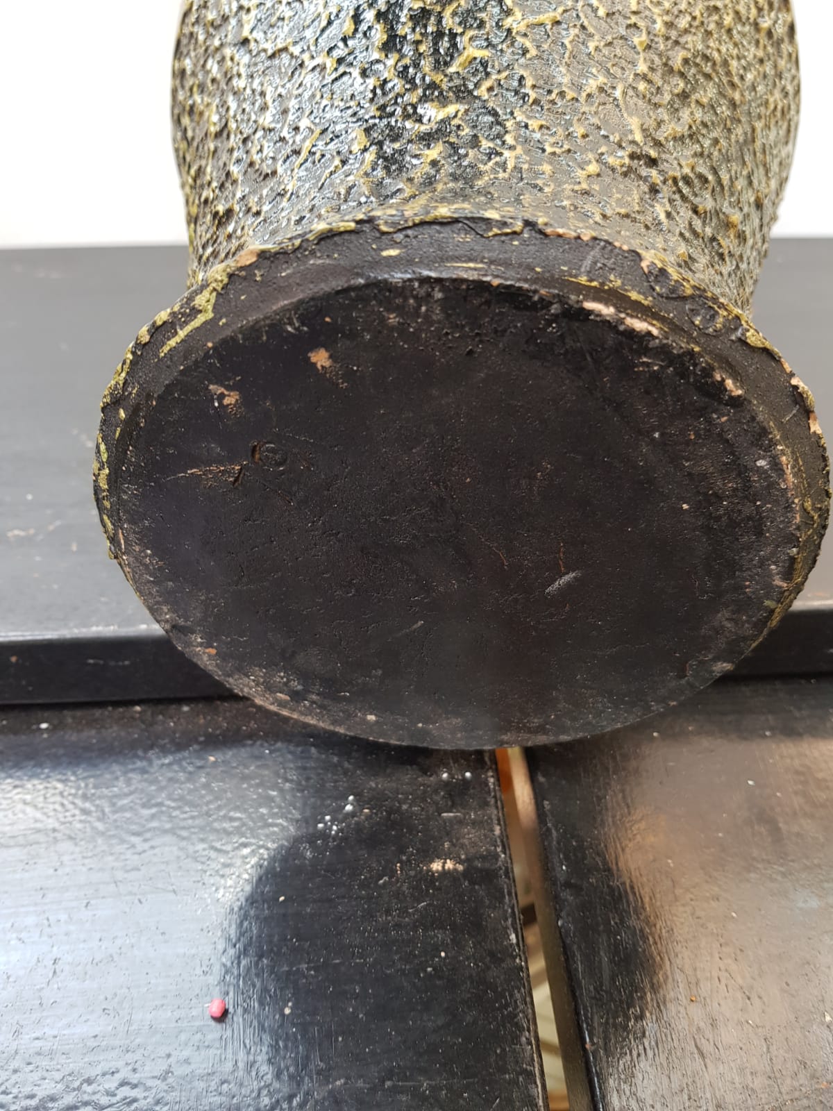 Vase large model black ceramic gold & brown vintage wood imitation