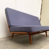 Mid-century minimalist teak canapé by Orla Mølgaard Nielsen for France & Søn / France & Daverkosen.