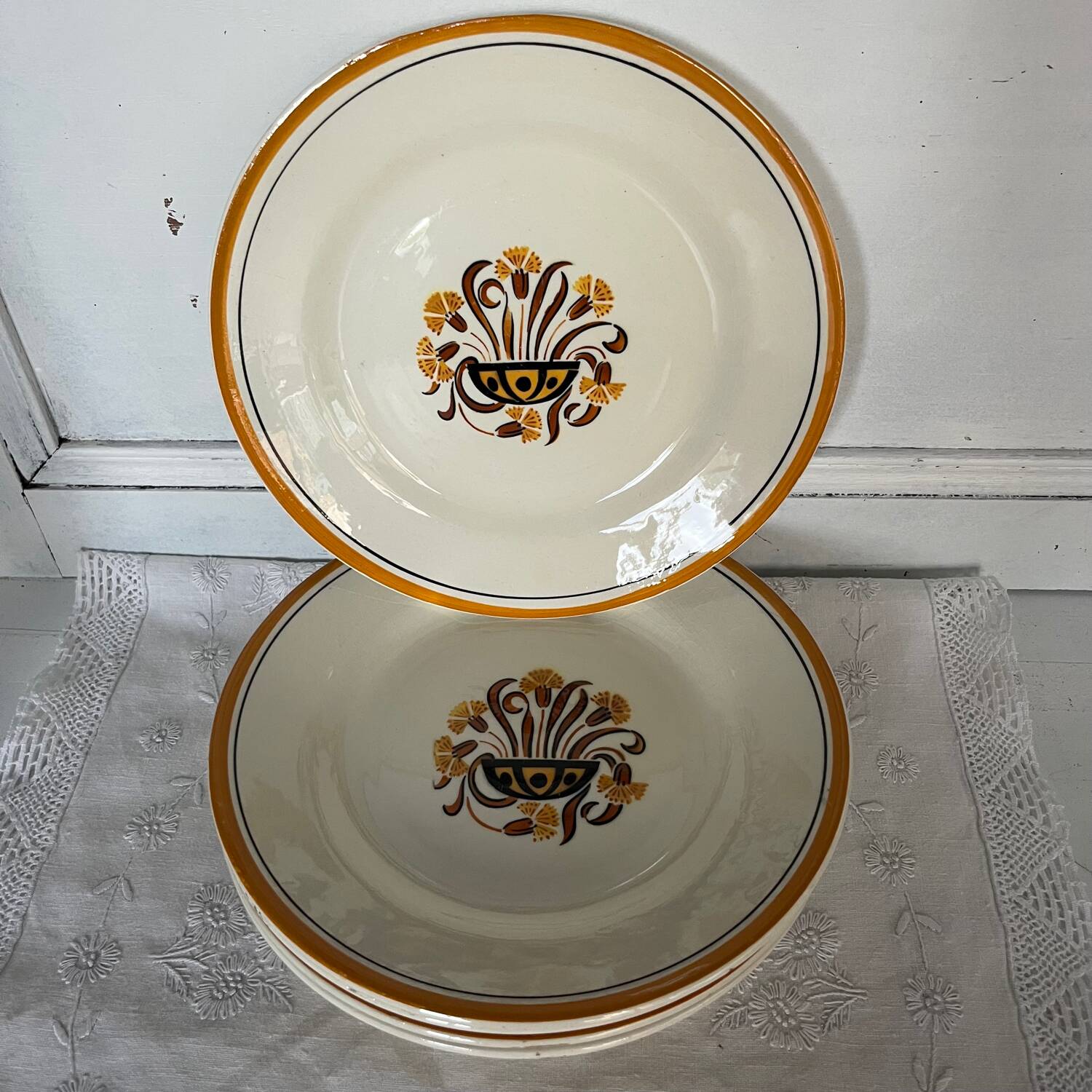 Creil and Montereau plates