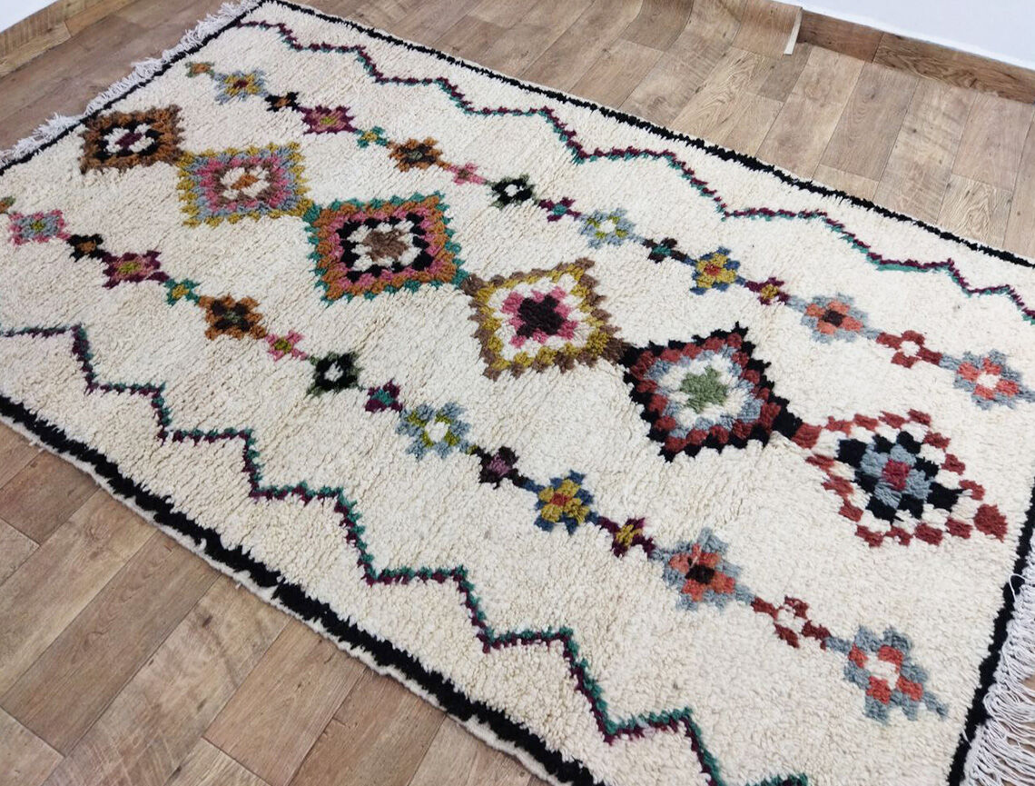 Moroccan berber rug 260x164cm