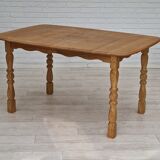 Danish dinning set of table and four chairs in oak and wool.