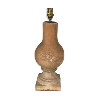 Pied de lampe balustre en terre cuite