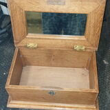Jewelry box