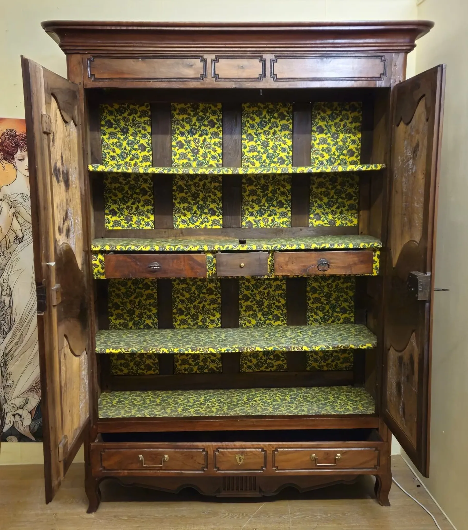 Large antique walnut and burr wood wardrobe – Louis XV period