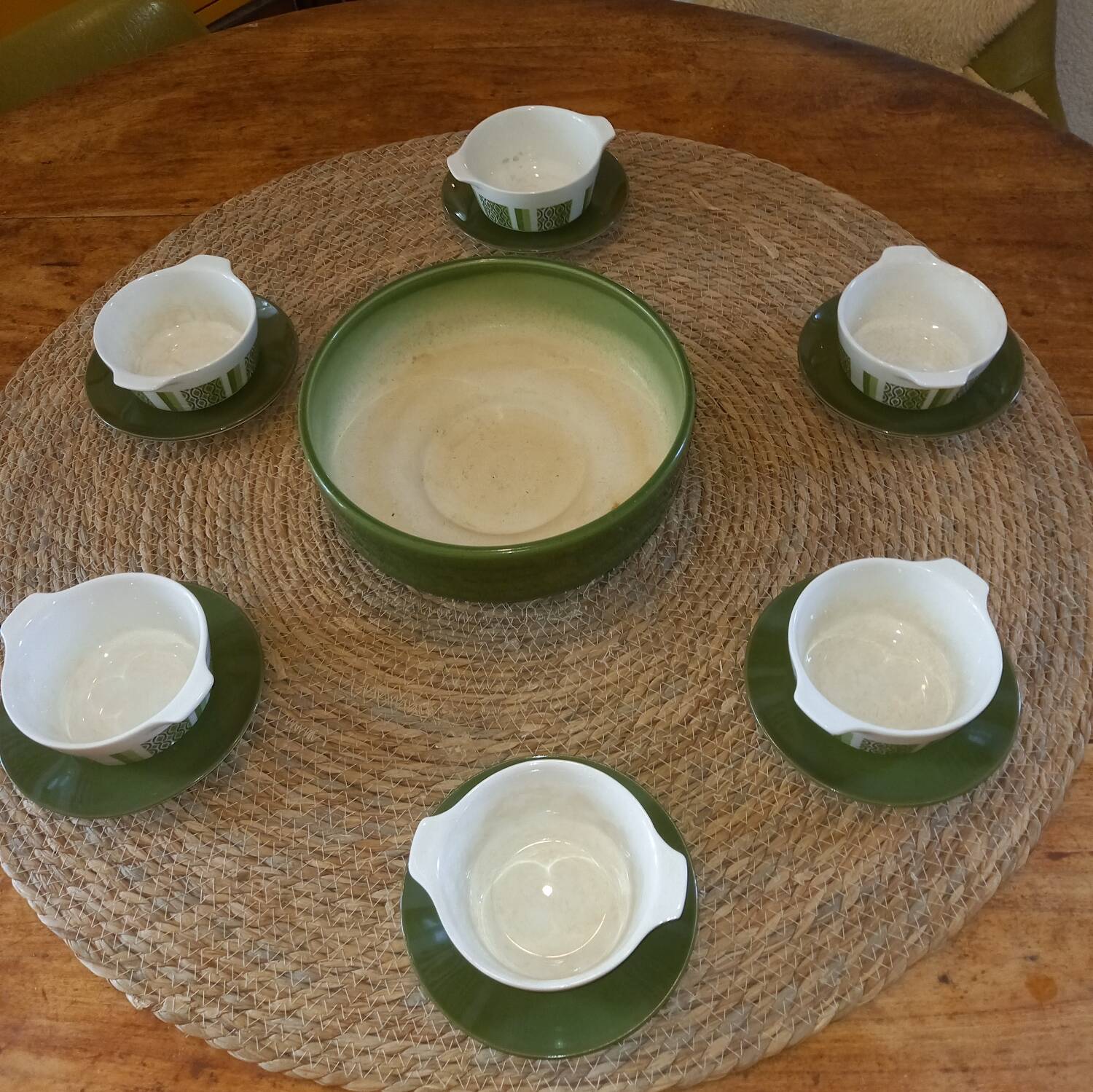 Soup bowl set