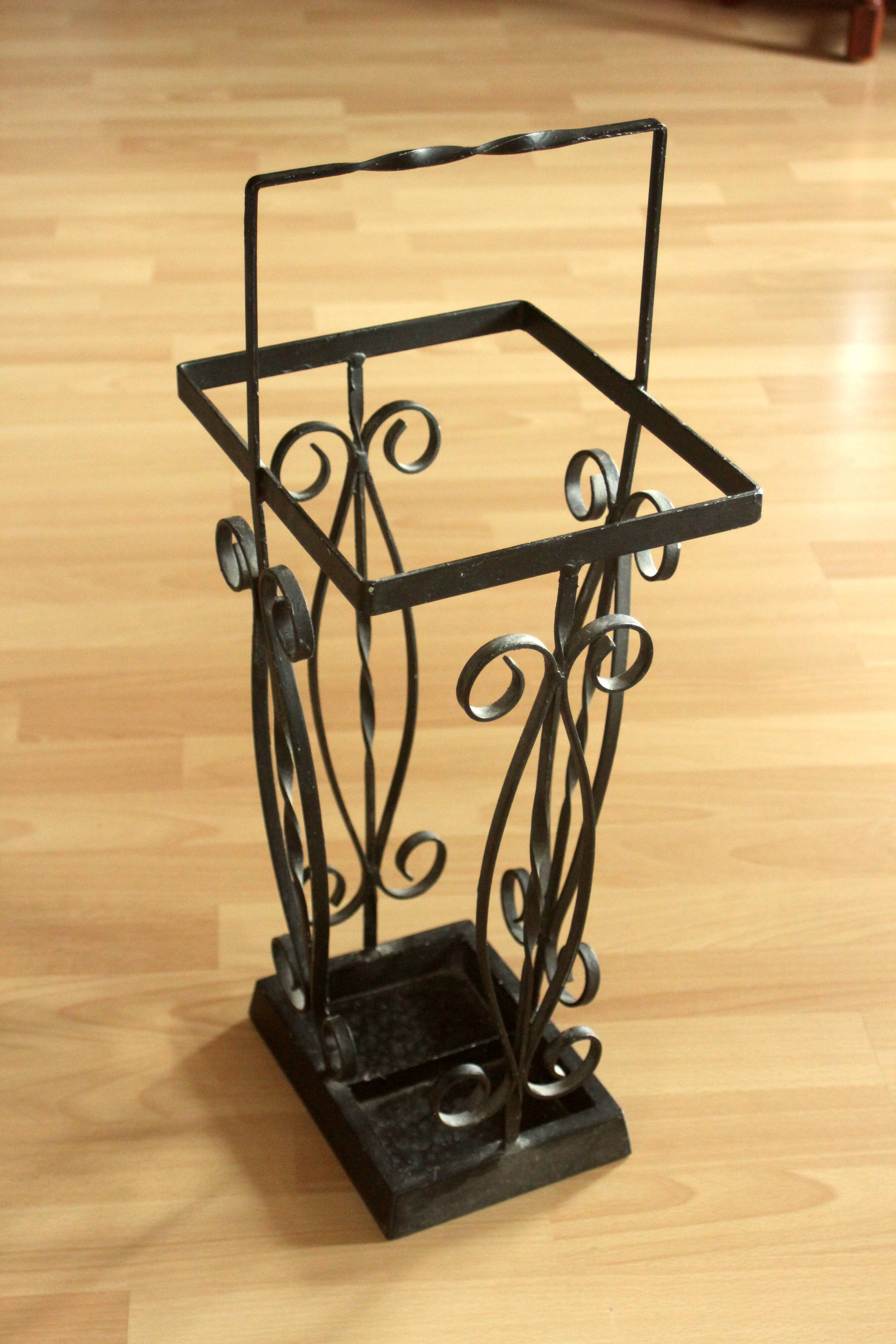 Porte-parapluie en fer forgé fait main - Vintage