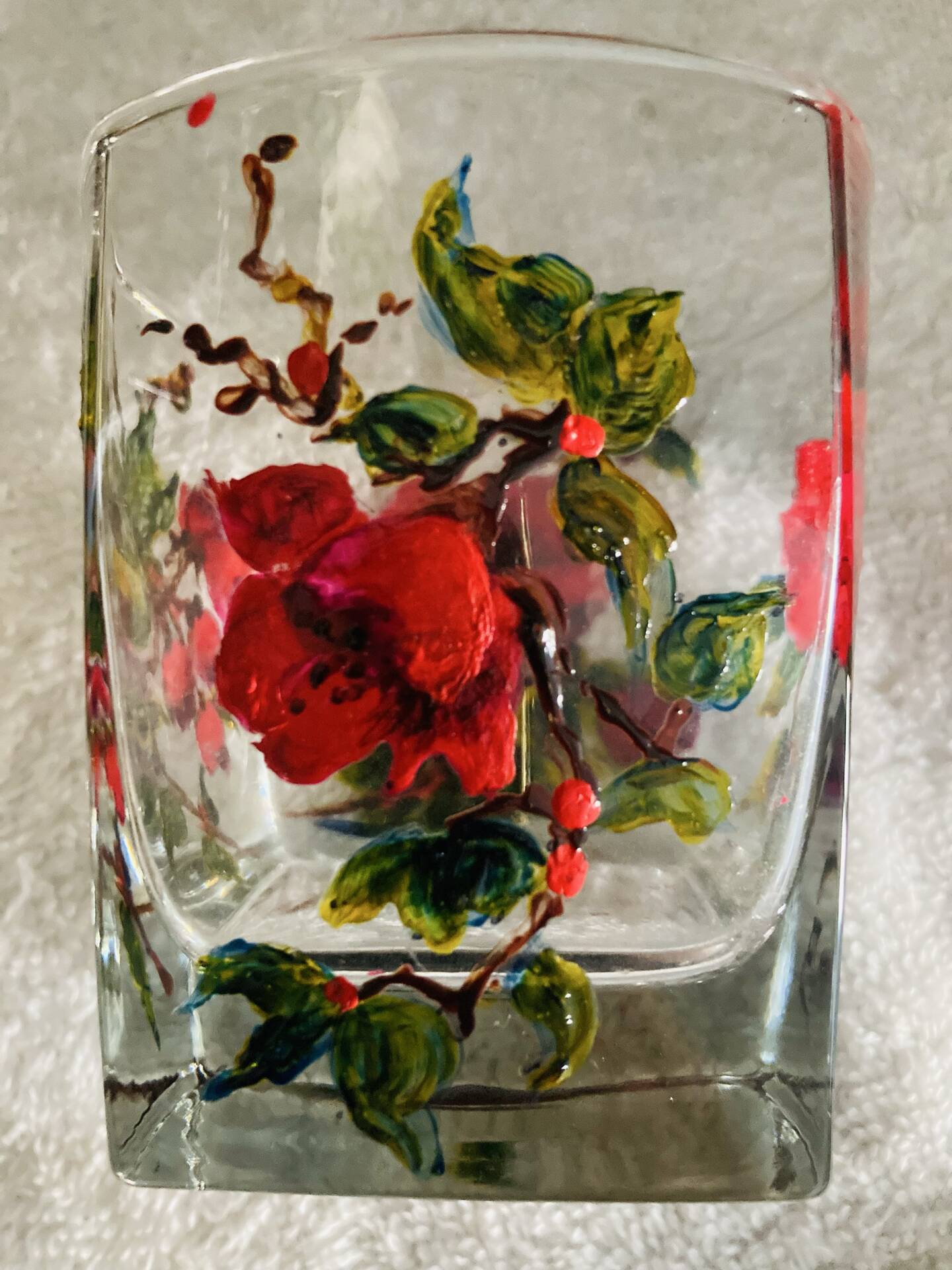 Unique whisky glass with a poppy design, handmade and signed by M.B.