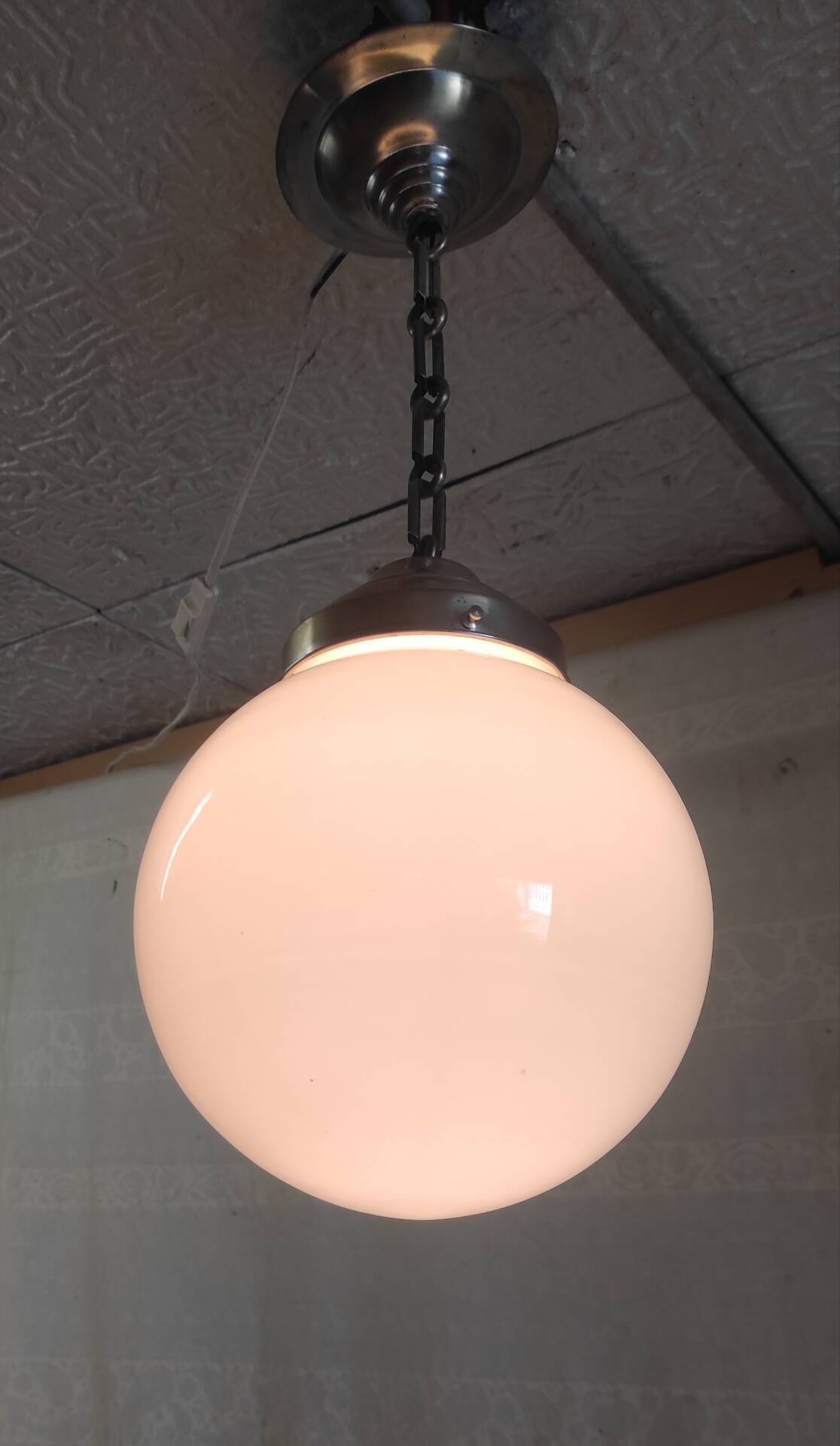 Suspension design Bauhaus globe opaline (diam: 20 cm) - mid 20th century