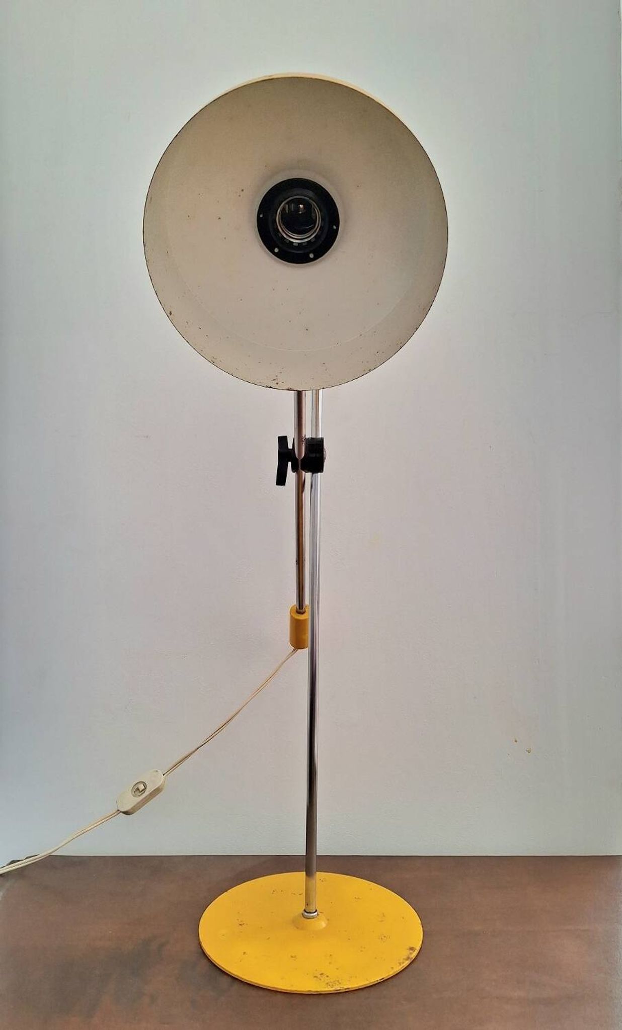 Lampe vintage de bureau réglable jaune, luminaire industriel