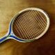 Raquette de tennis Snauwaert vintage dans sa housse