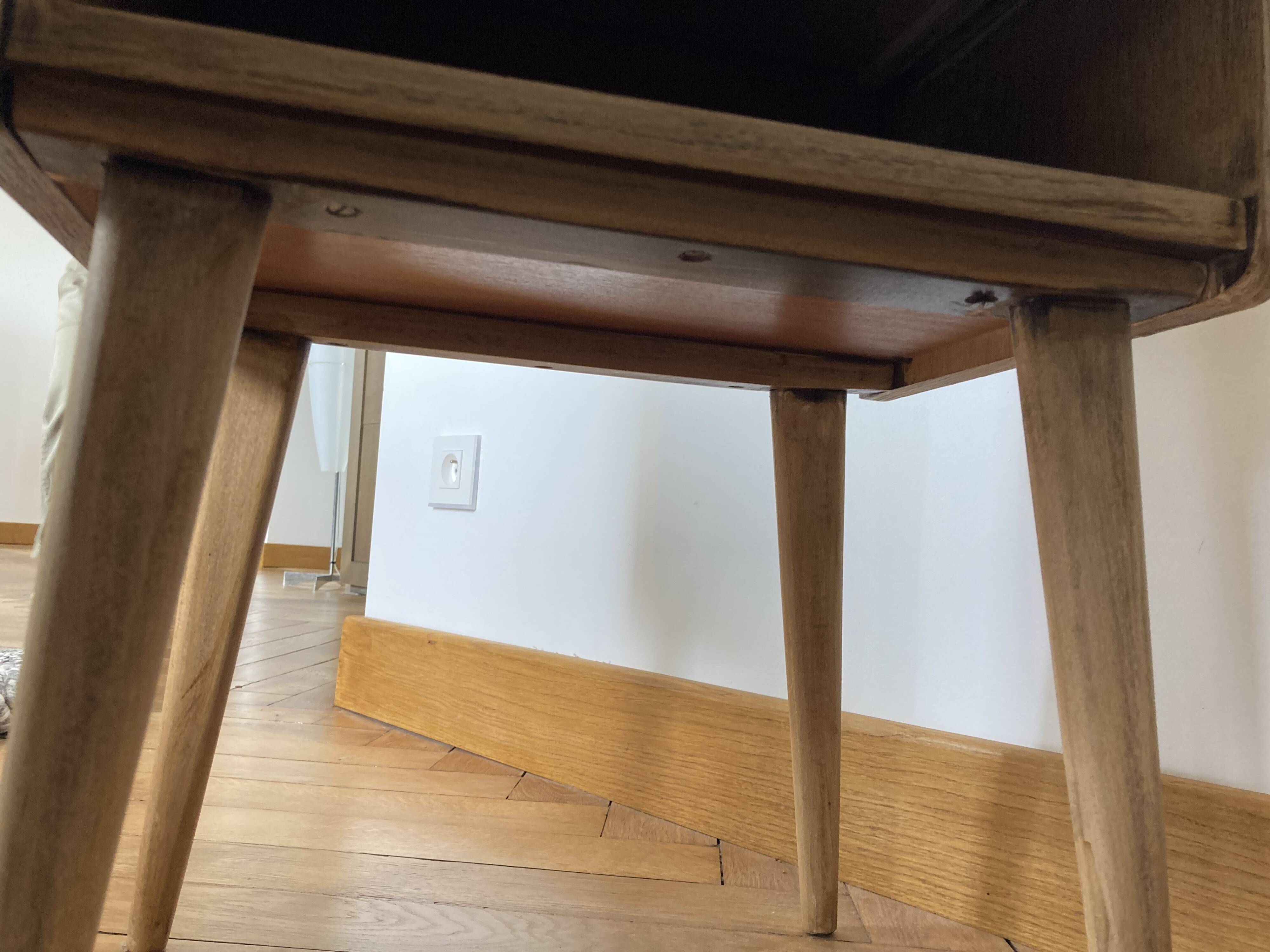 Bedside table compass legs