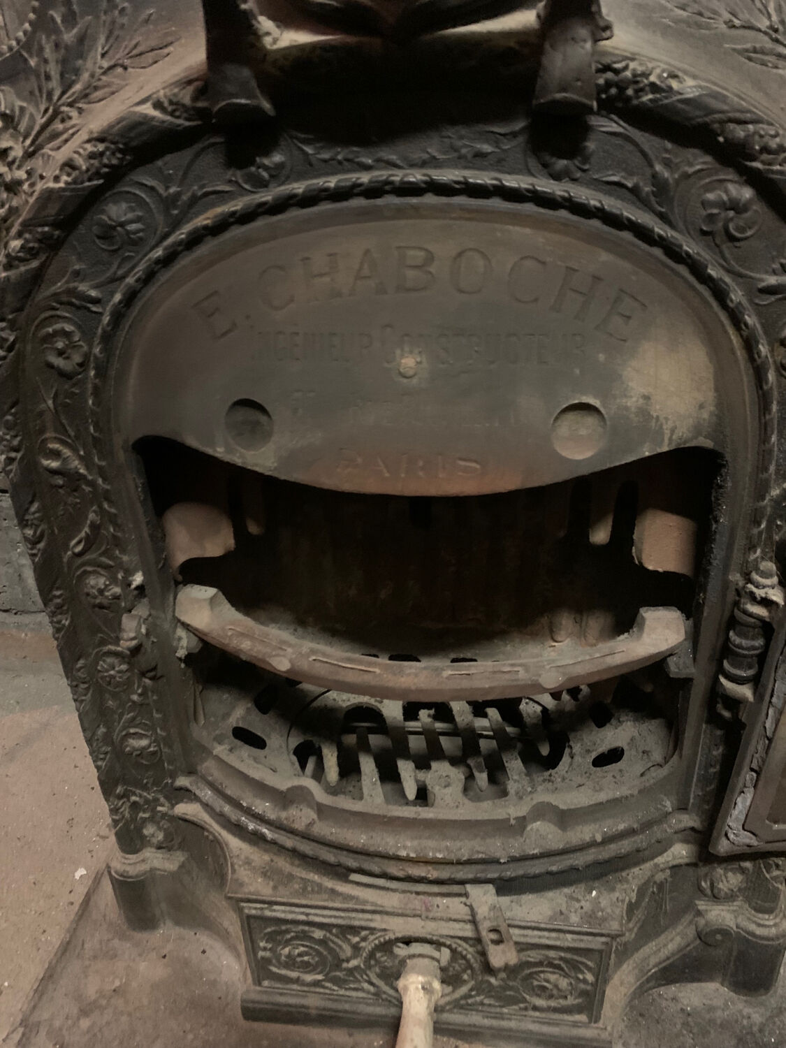 Cast iron stove La Salamandre
