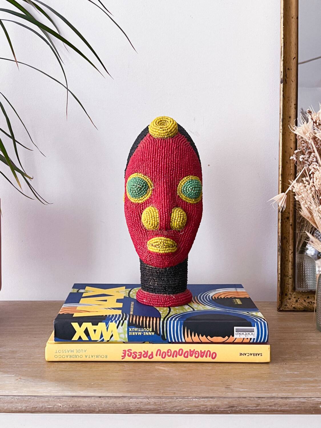Bamileke beaded terracotta head (Cameroon)