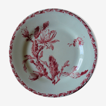 Assiette en porcelaine opaque de Gien, modèle cactus rouge