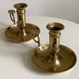 Paire de bougeoirs en laiton