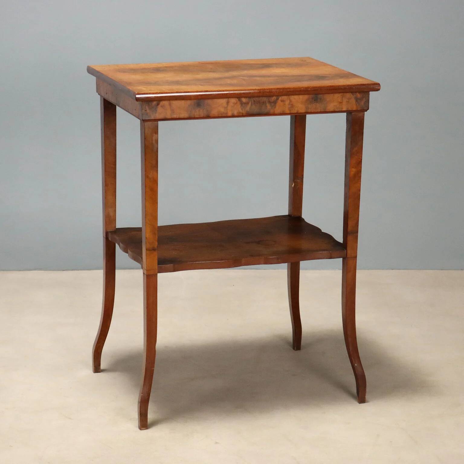 Coffee table in walnut and mahogany - Italy early 1900s