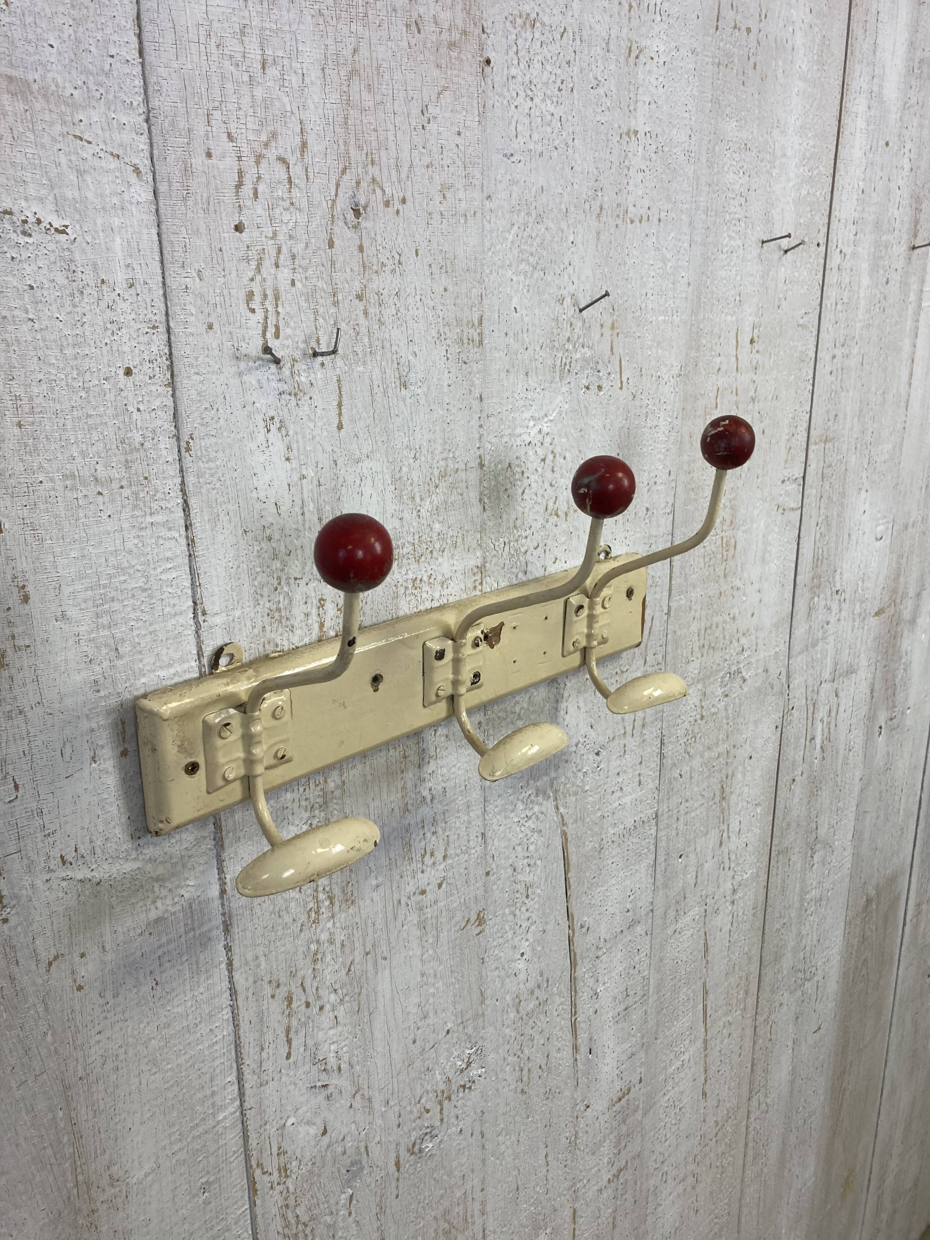Bistro coat rack