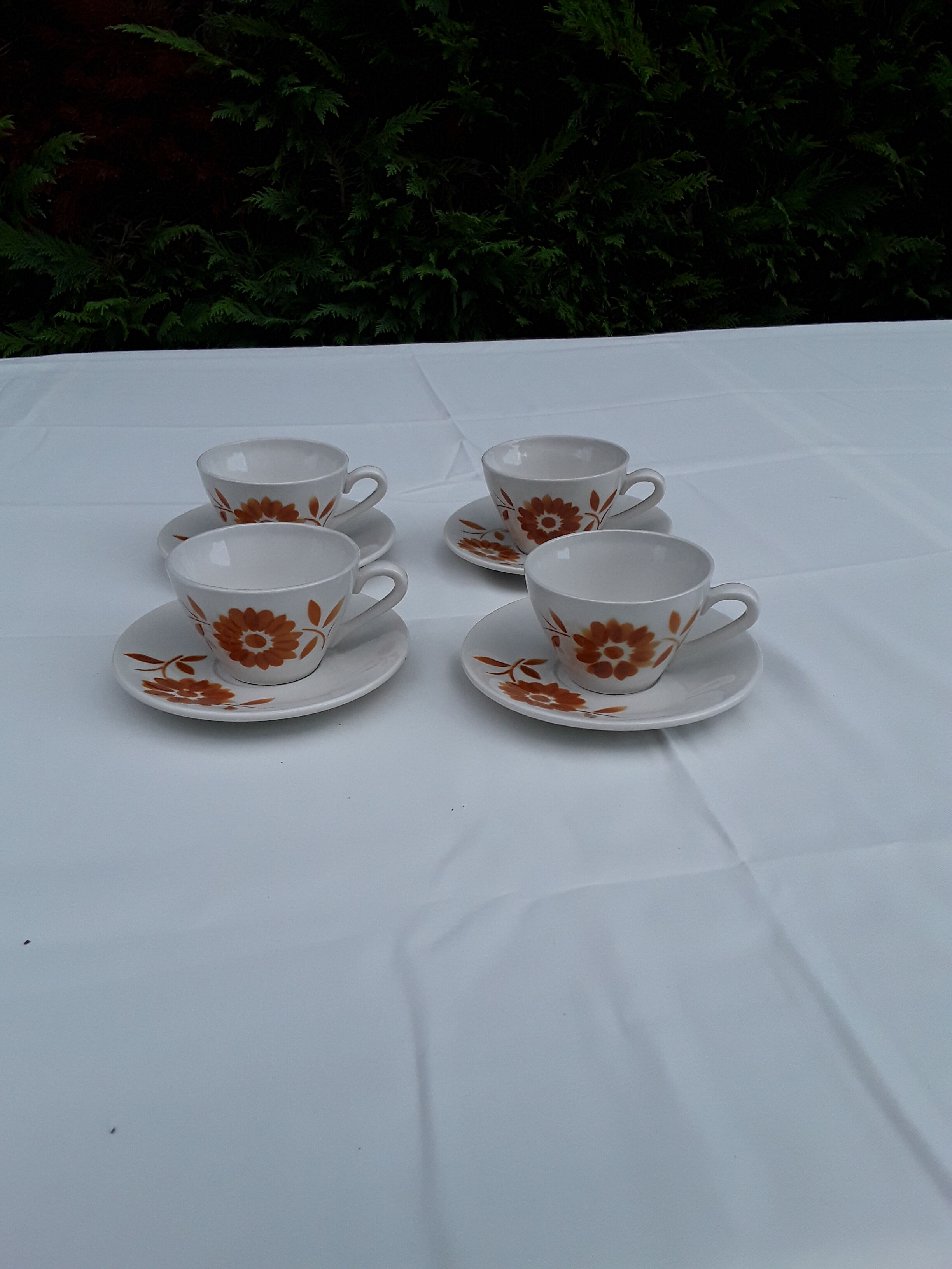 4 tea cups antique earthenware