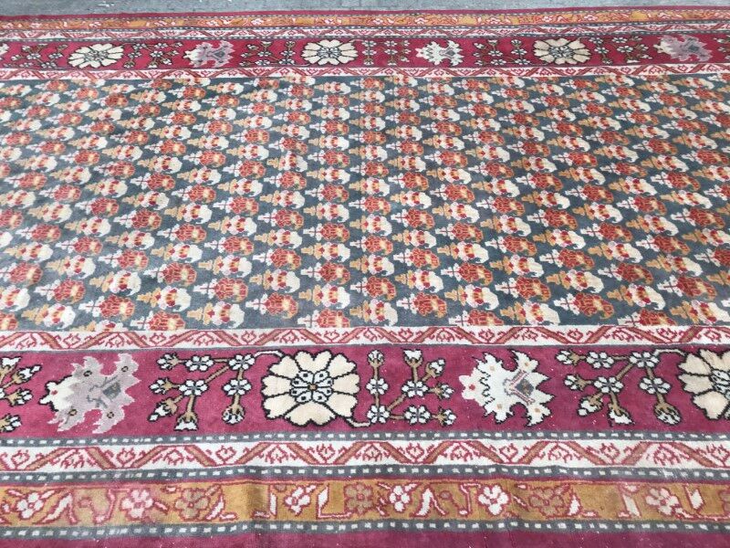 Very large carpet Algeria style done Donegal hand 292 X 686 CM