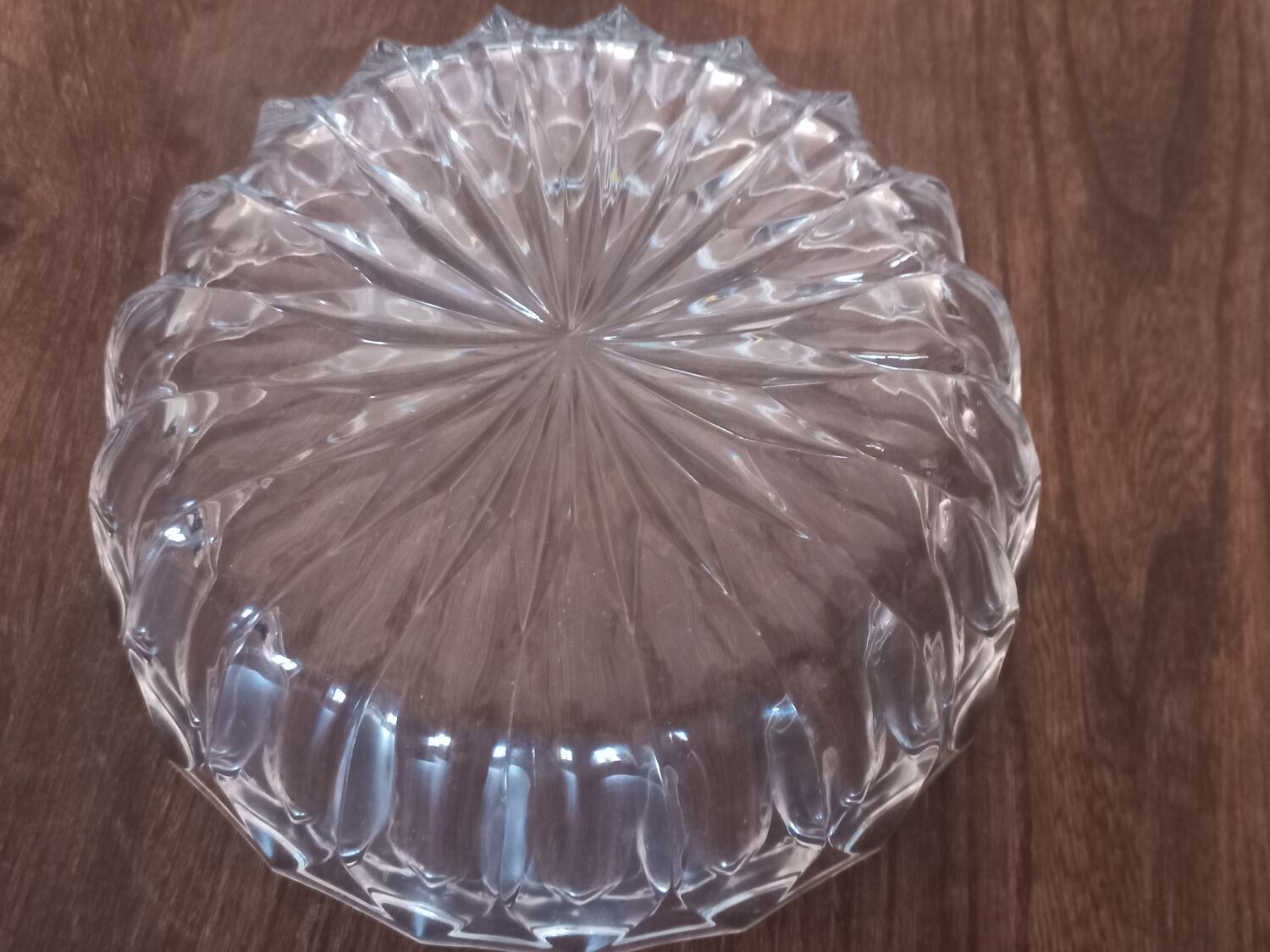 Serving dish in crystal for caviar